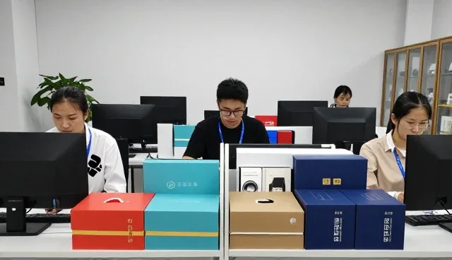 上海霄亮洋电子商务有限公司关注日用百货套装未来趋势